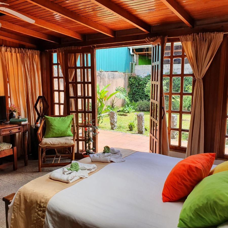 Turrialba Bed & Breakfast Exterior photo