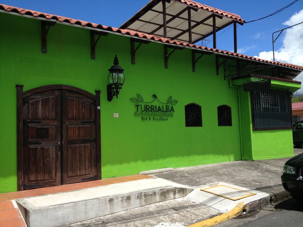 Turrialba Bed & Breakfast Exterior photo