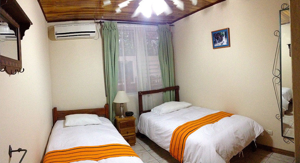 Turrialba Bed & Breakfast Exterior photo