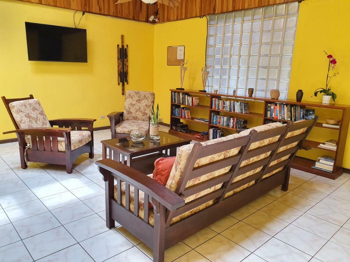 Turrialba Bed & Breakfast Exterior photo