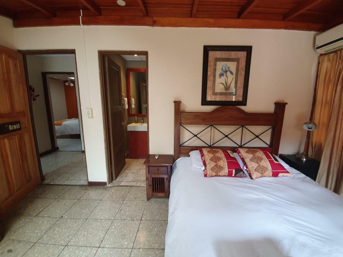 Turrialba Bed & Breakfast Exterior photo