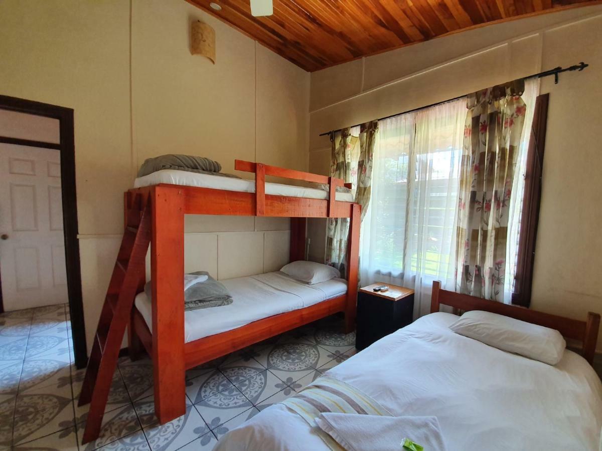 Turrialba Bed & Breakfast Exterior photo